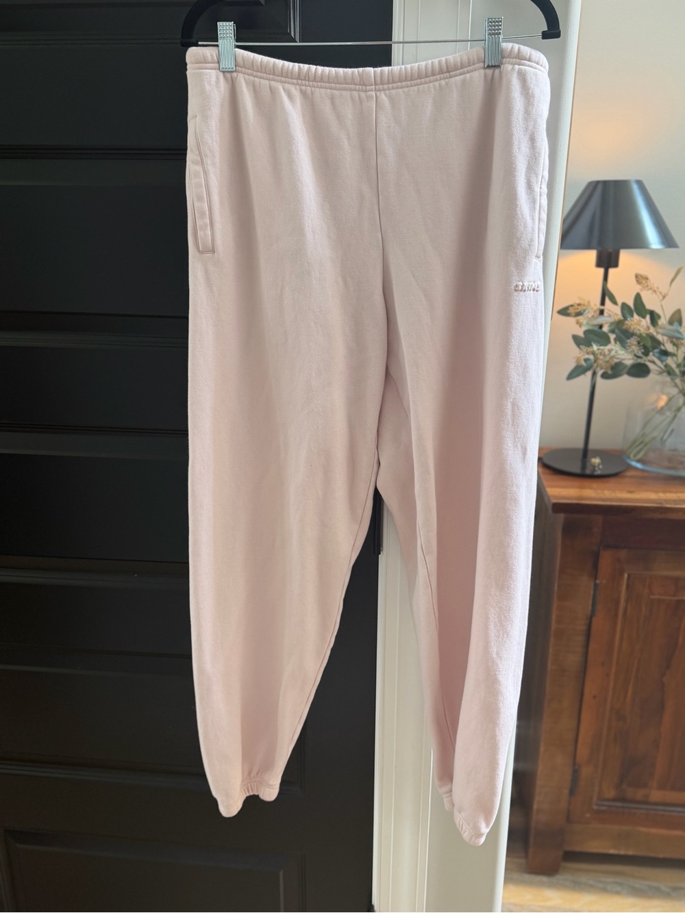 SKIMS sweatpants - Picture 2 of 3